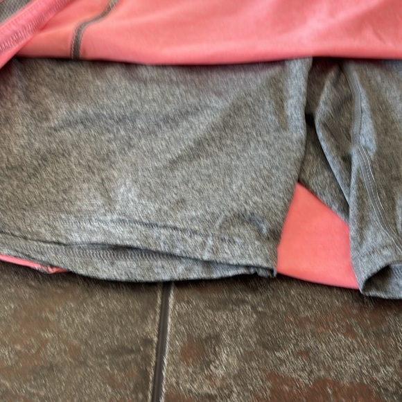 Little Donkey Gray and Pink Athletic Skirt with Zipper Sz L - Picture 5 of 11